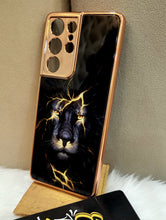 Load image into Gallery viewer, Galaxy S21 Ultra Glass Lion Pattern luxurious Designer back Case