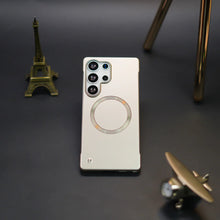 Load image into Gallery viewer, Premium Metal Texture Borderless Magsafe Case