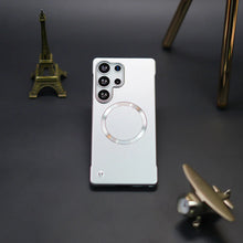 Load image into Gallery viewer, Premium Metal Texture Borderless Magsafe Case