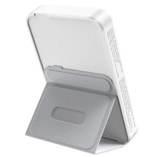 Load image into Gallery viewer, ClearVolt™ 5000 mAh Magnetic Wireless Transparent Power Bank