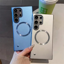 Load image into Gallery viewer, Premium Metal Texture Borderless Magsafe Case