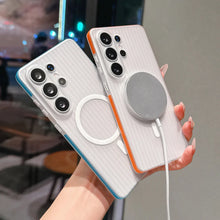 Load image into Gallery viewer, Crystaluxe Anti-Yellow MagSafe Case