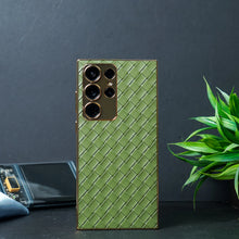 Load image into Gallery viewer, Braided Woven Leather Case With Gold Electroplating For Galaxy S23 Ultra