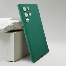 Load image into Gallery viewer, Slim Silicon Protective Back Case For Galaxy S22 Ultra